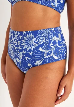Bikinitrosa med hög midja