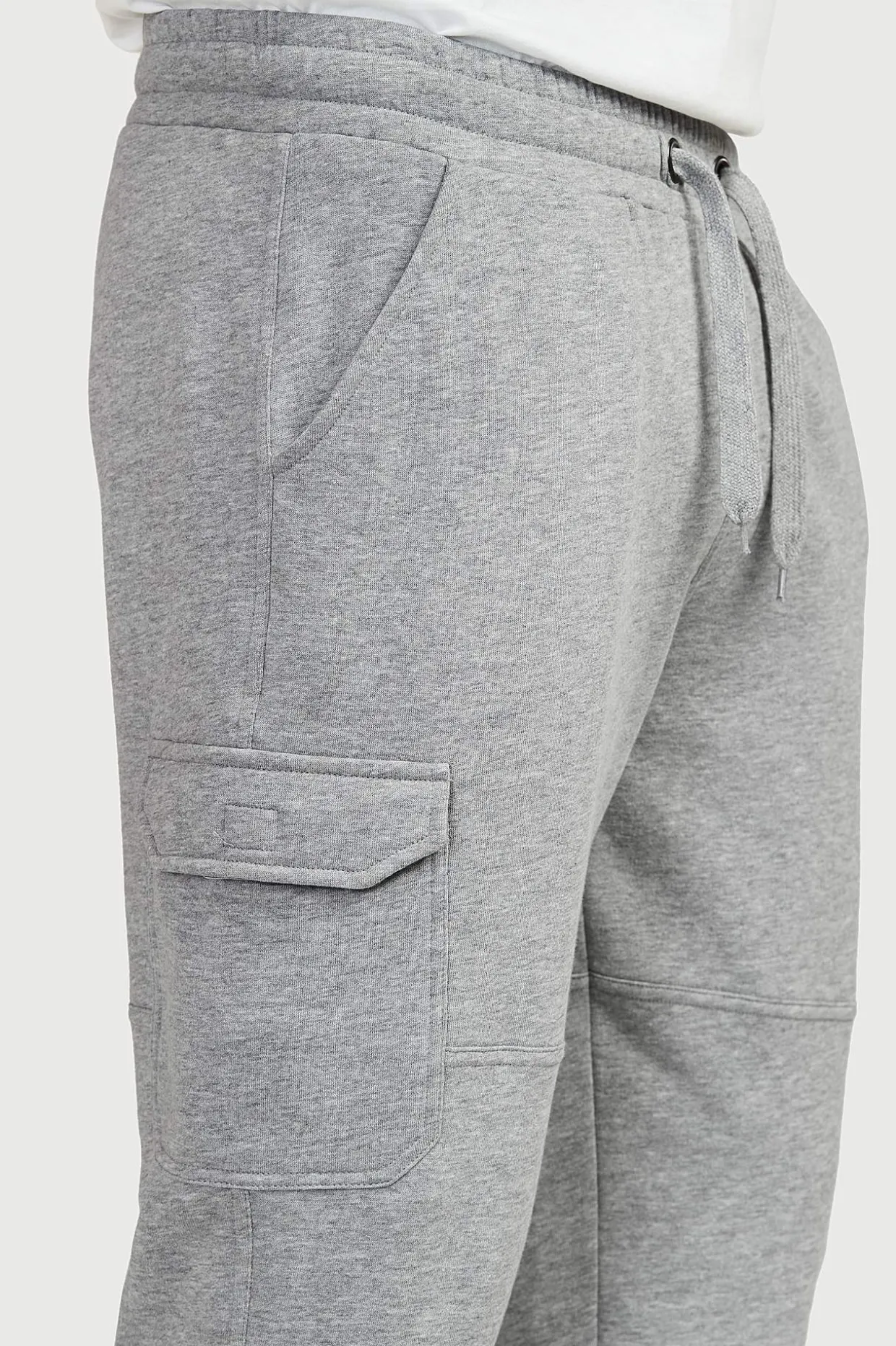 Långa svettisshorts med cargofickor
