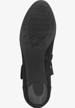 Pumps med remmar