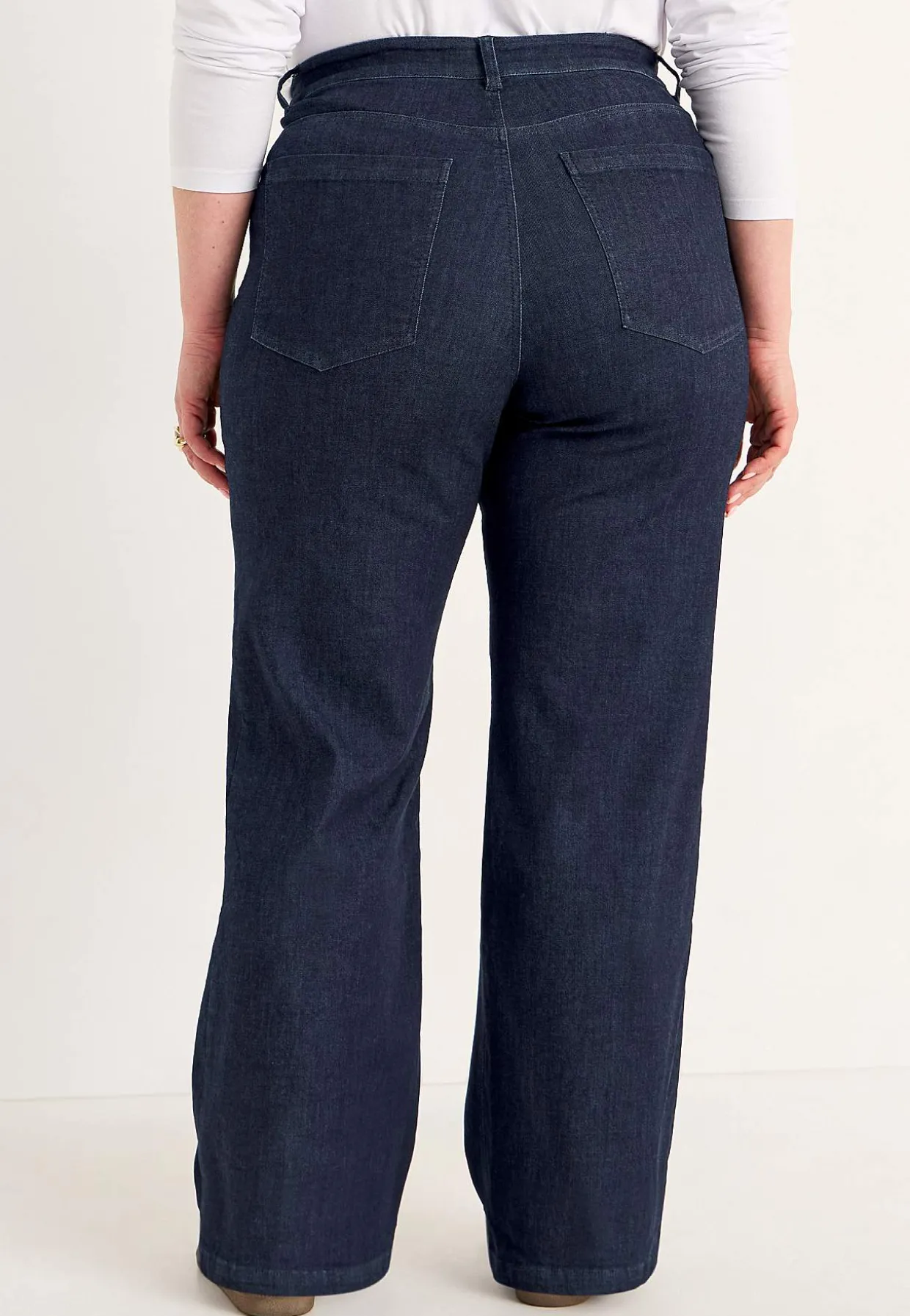 Vida jeans med sydda pressveck Mia